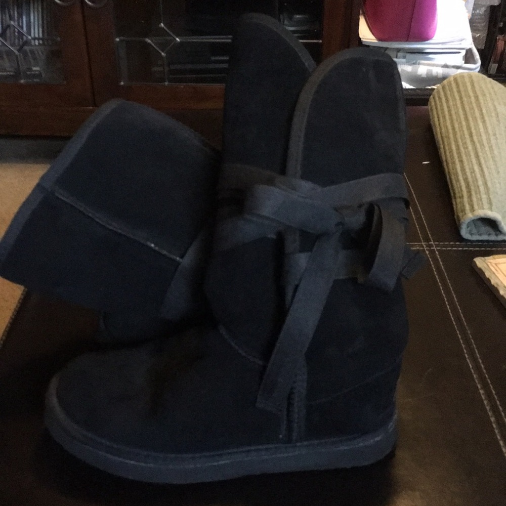 Ukala Boots